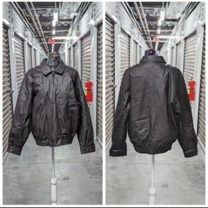 Vintage Towncraft Size Large Brown 100% Genuine Leather Bomber Jacket